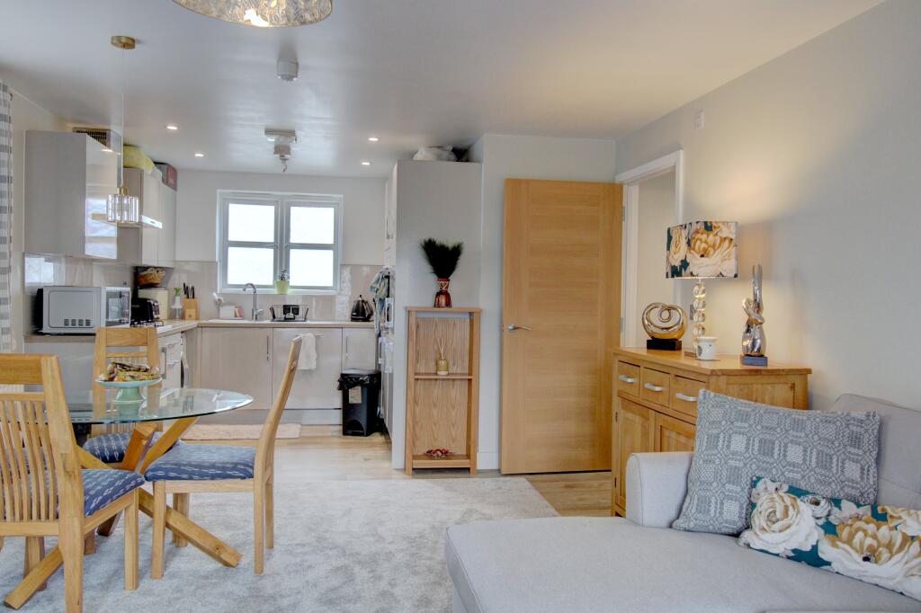 Living-dining room 2