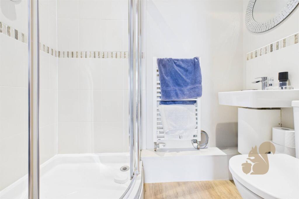 Ensuite