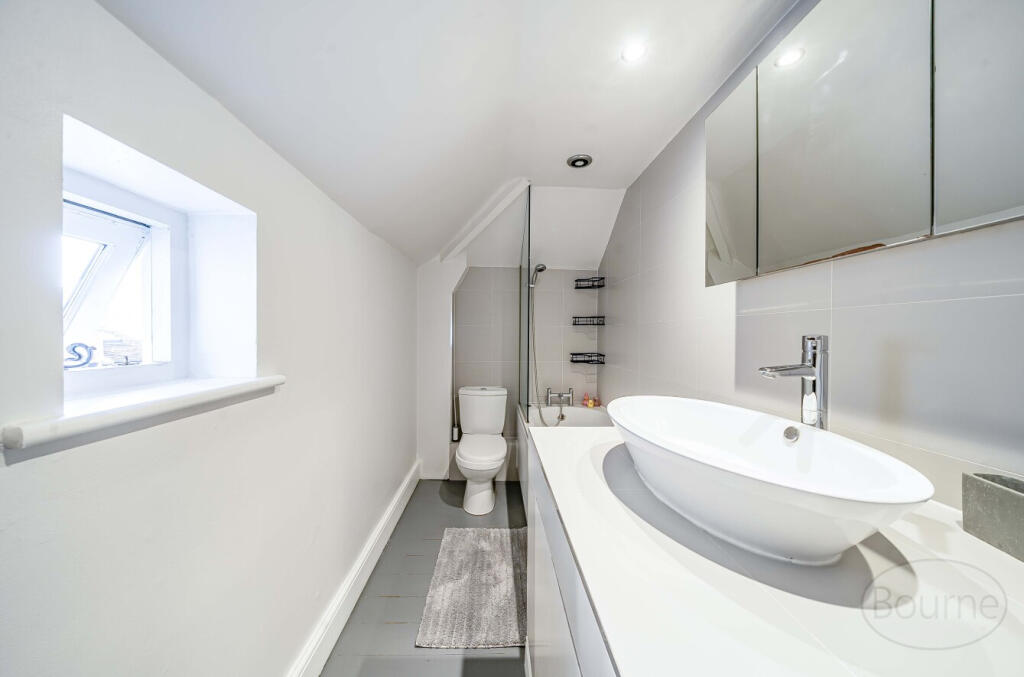 b445ccc1-9634-4b9...