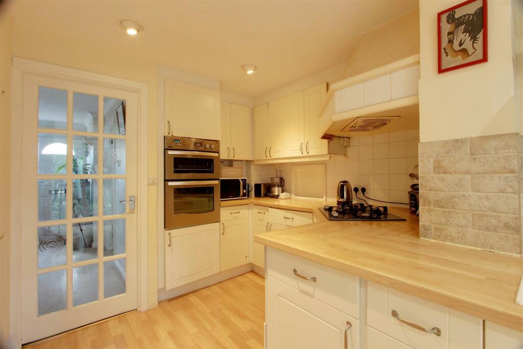 IMG_9900-IMG_9902 k2.jpg