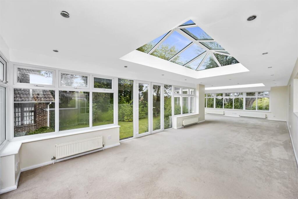 Cemmaes Meadow_011.jpg