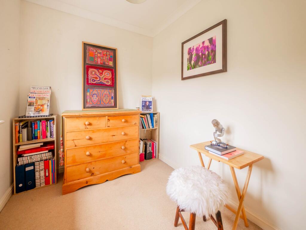 Bedroom/Study