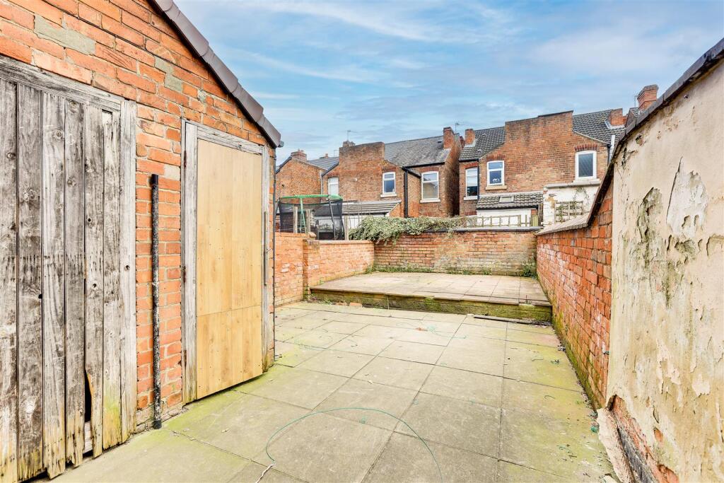 IMG_8669-IMG_8673 copy.jpg