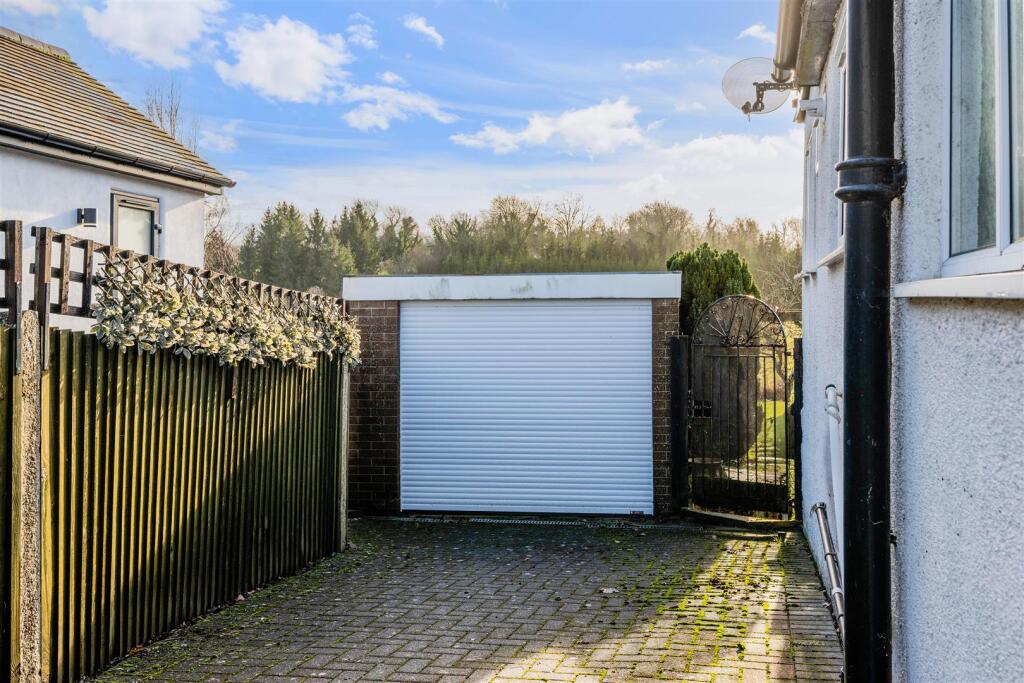 FAIRLAWN GROVE, 25 (4).jpg