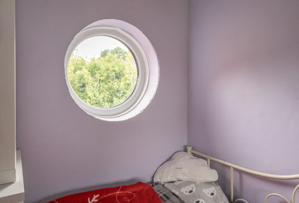 1326758-12-688115...