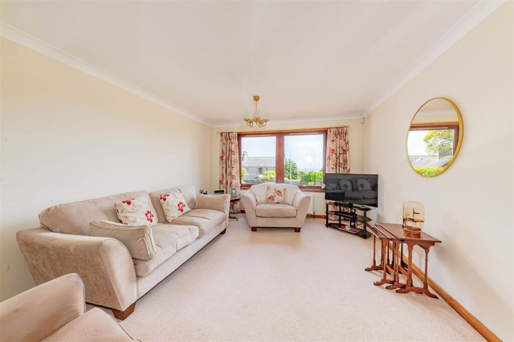 2A Victoria Street Monifieth-11.JPG