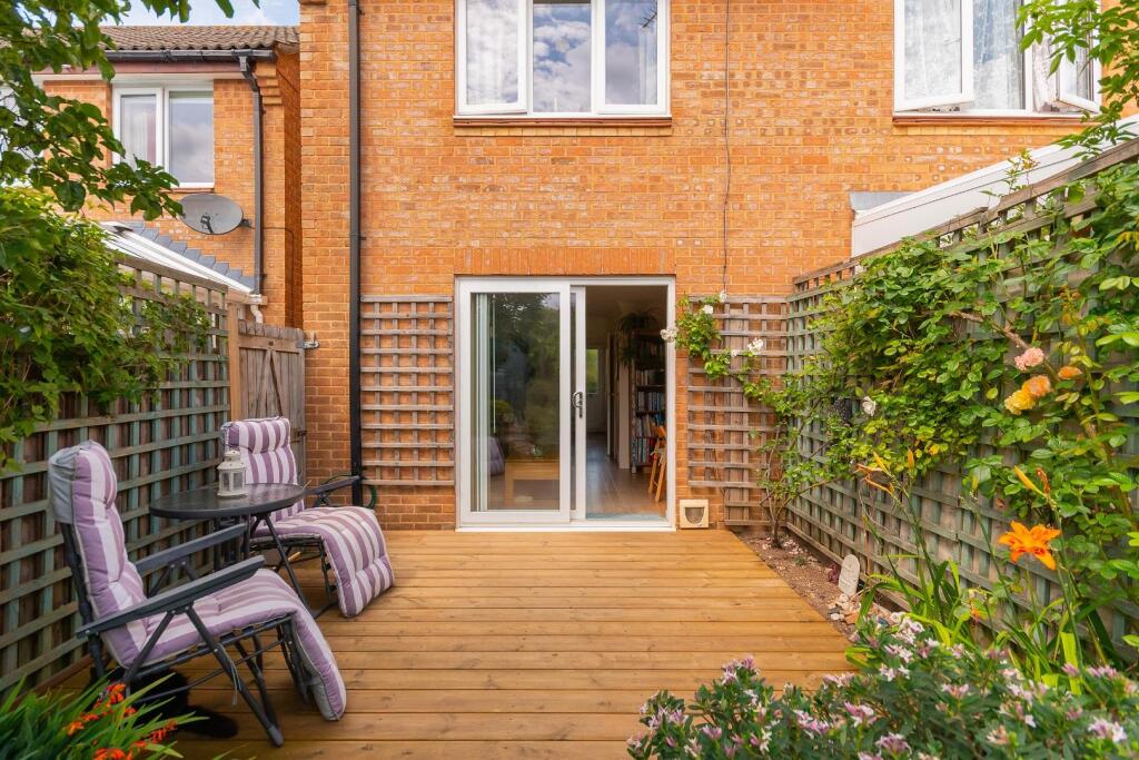 2L1HFS - External E.jpg