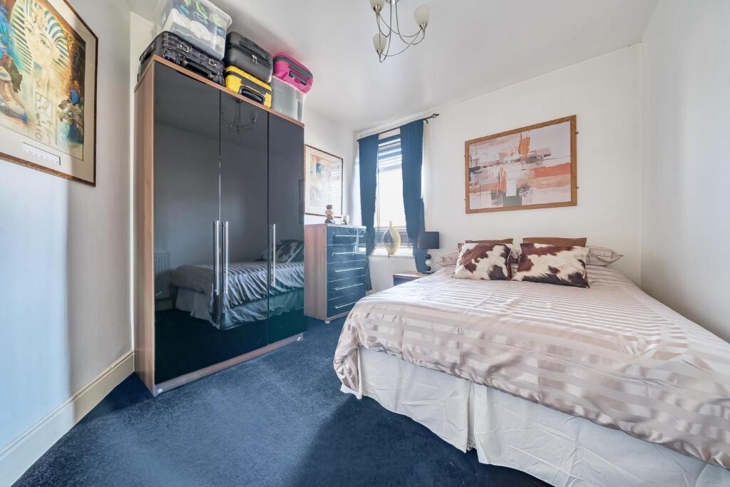 1359595-21-6900f6320798e.jpg