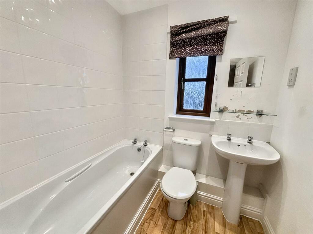 Bathroom.jpeg