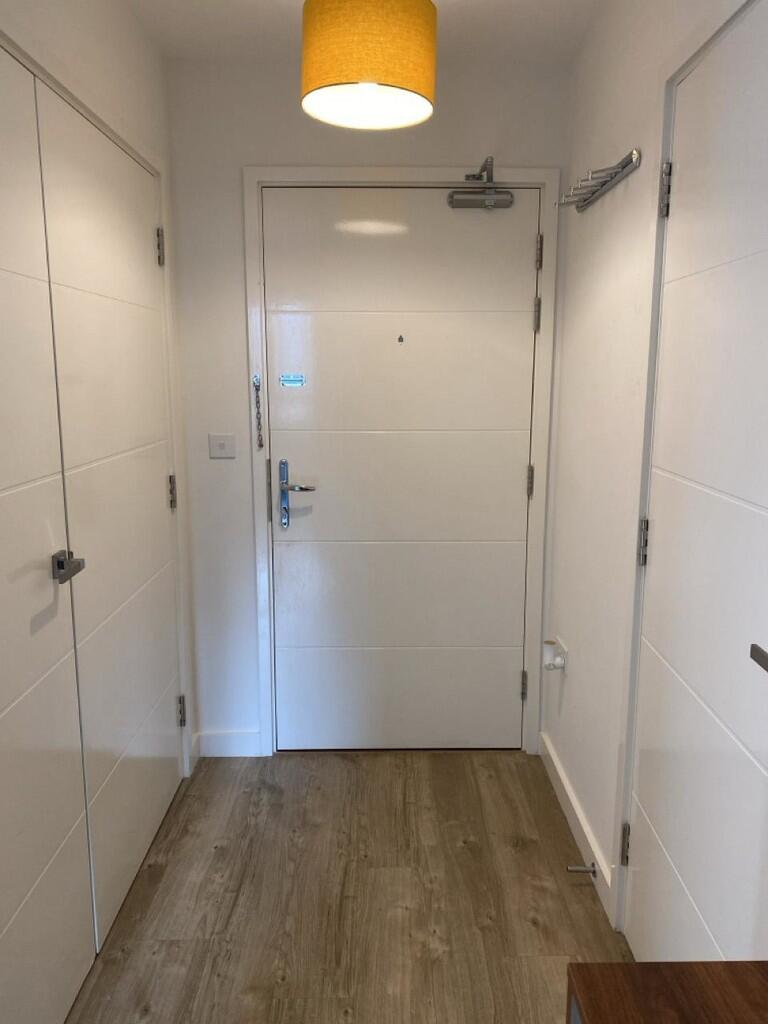 0753357f-cb44-4eb...