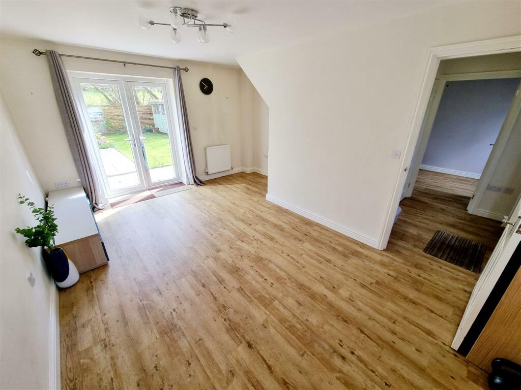 Sitting Room.jpg