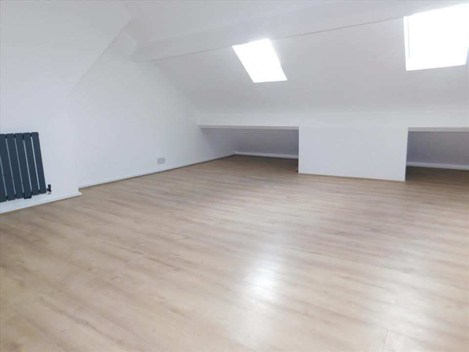 ATTIC ROOM