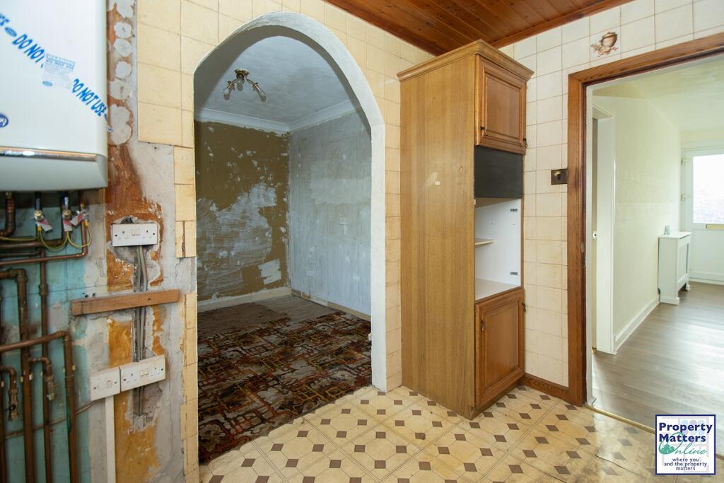 Dining/Kitchen