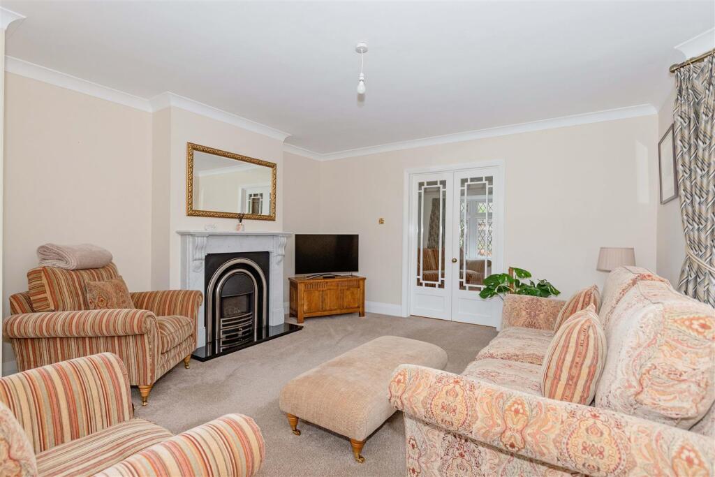 For Sale by Aspire Residential - Ashacre Lane