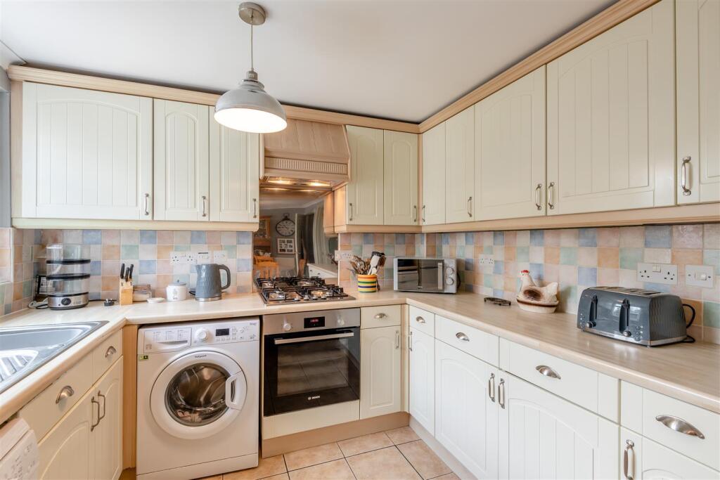 Kitchen/Breakfast Room