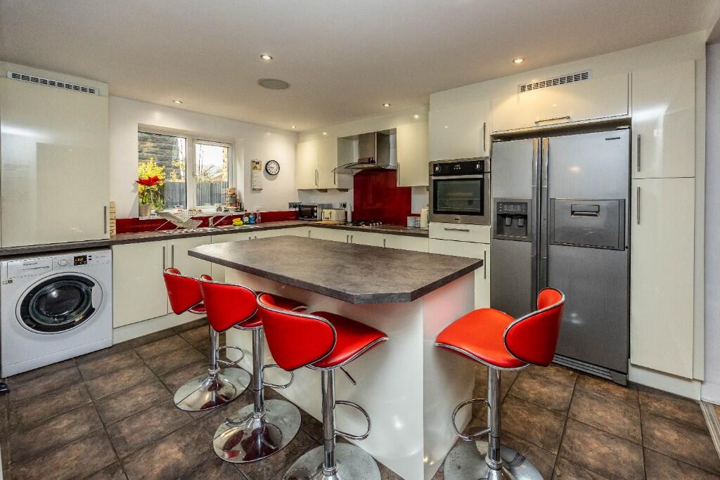 Kitchen/Dining
