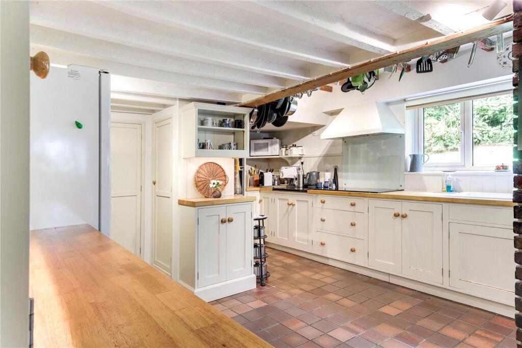 Kitchen/Breakfast Rm