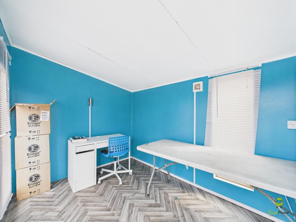 Presented by Nicoleta at EweMove Bexleyheath and D