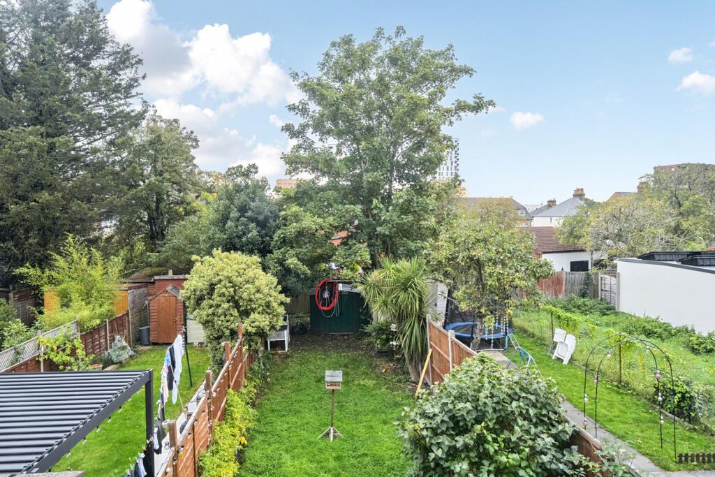 1360949-5-68dac5f...