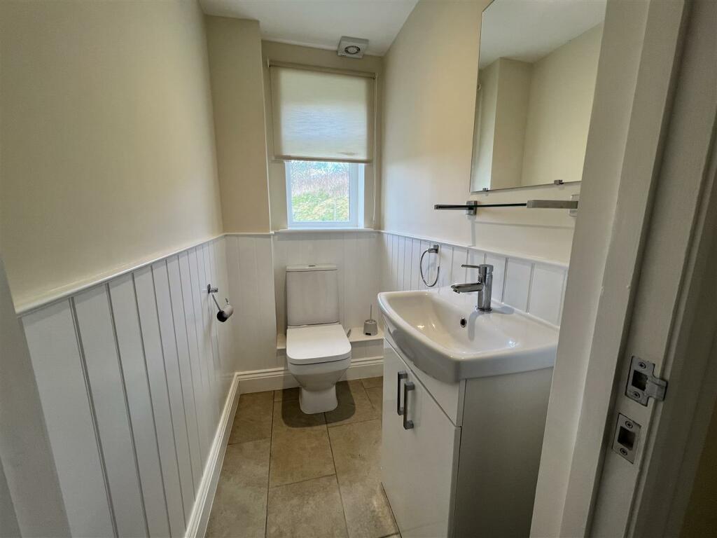 CLOAKROOM