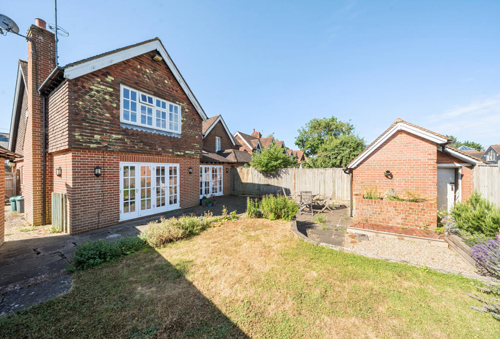 1323823-4-686e52c...