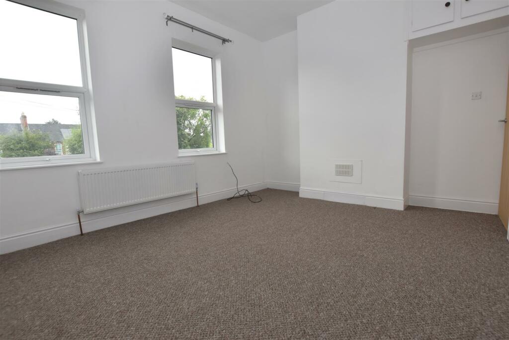 Bedroom One.jpg