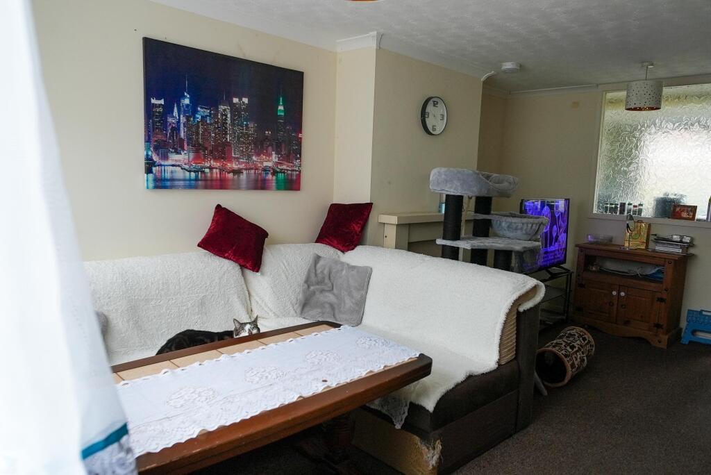 Lounge 3