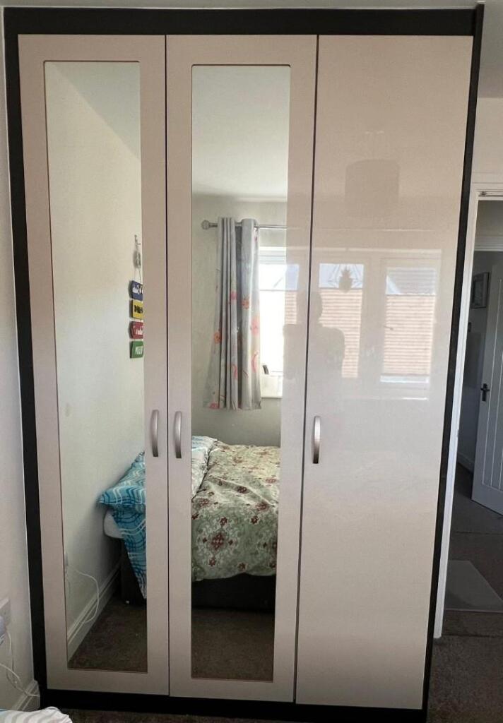 hT1FkkZjUkGpFPzz9FG5Ag