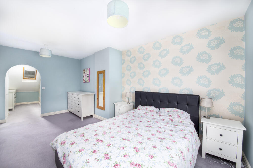 Master Bedroom 5