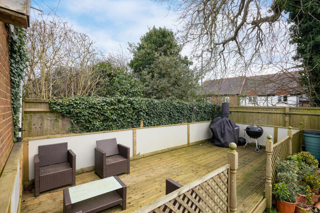 1 Barnet Way, HP22 5DN-39