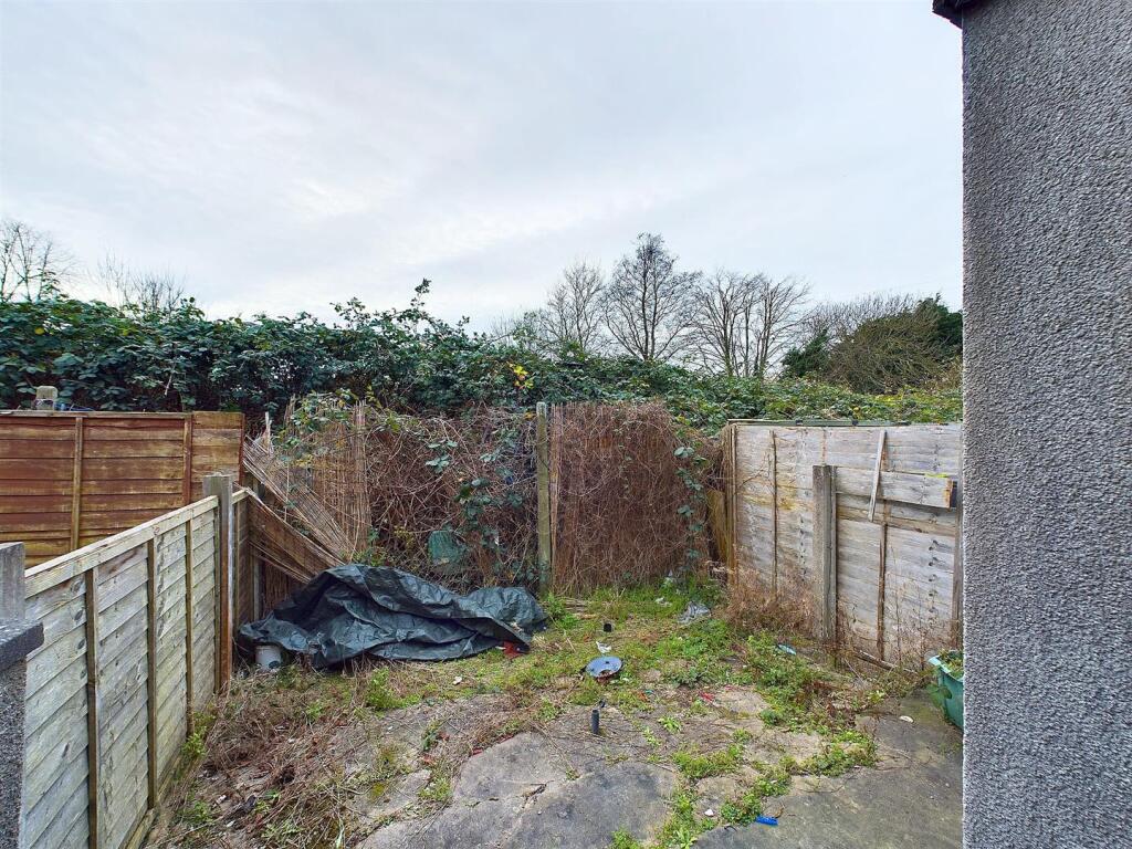 12 - Terraced House for Auction, Avonmouth.jpg