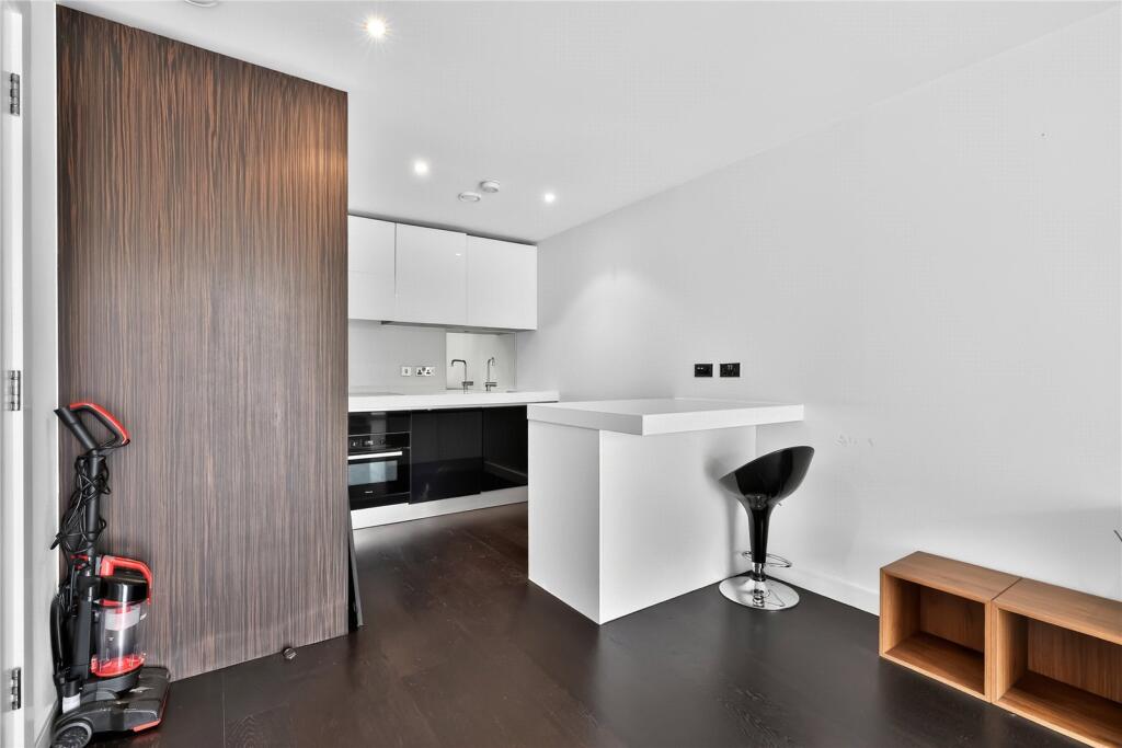 Kitchen/Reception