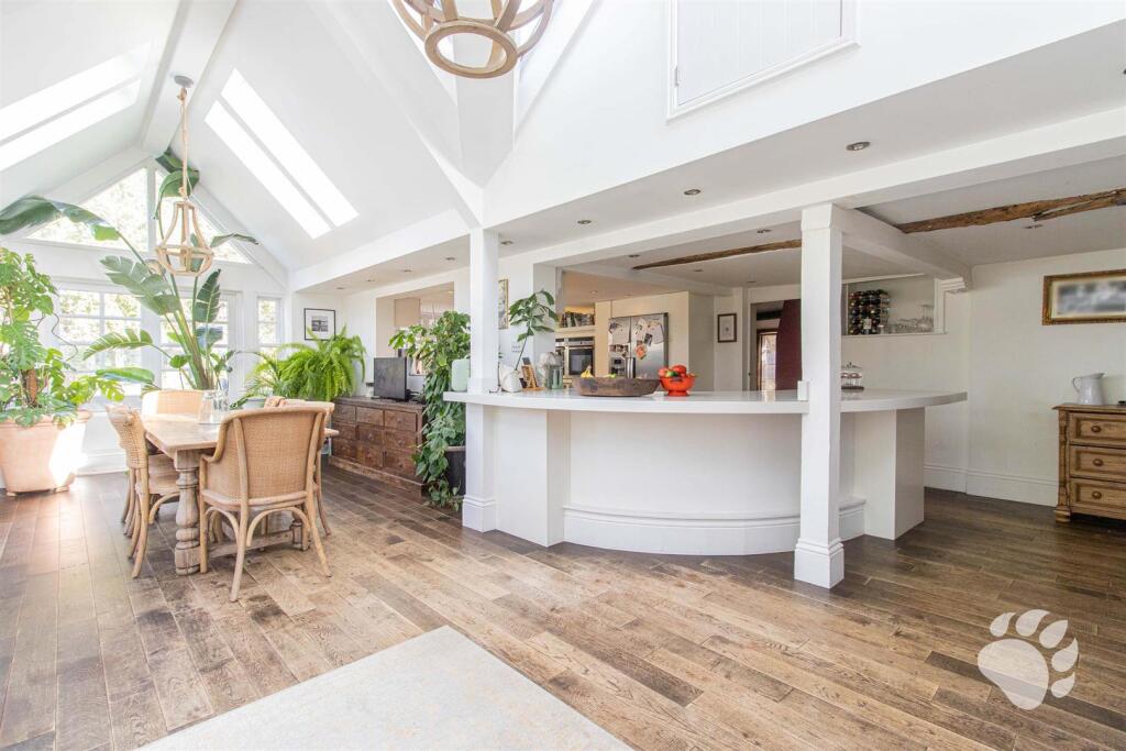 Kitchen / Family Room