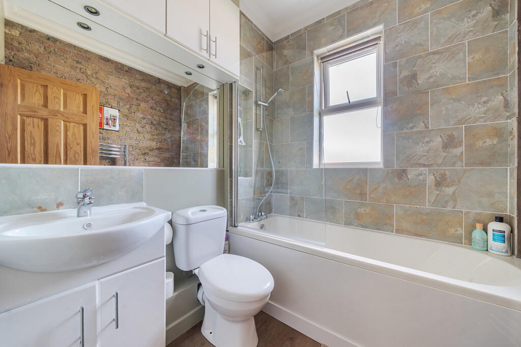 1334735-15-689369...