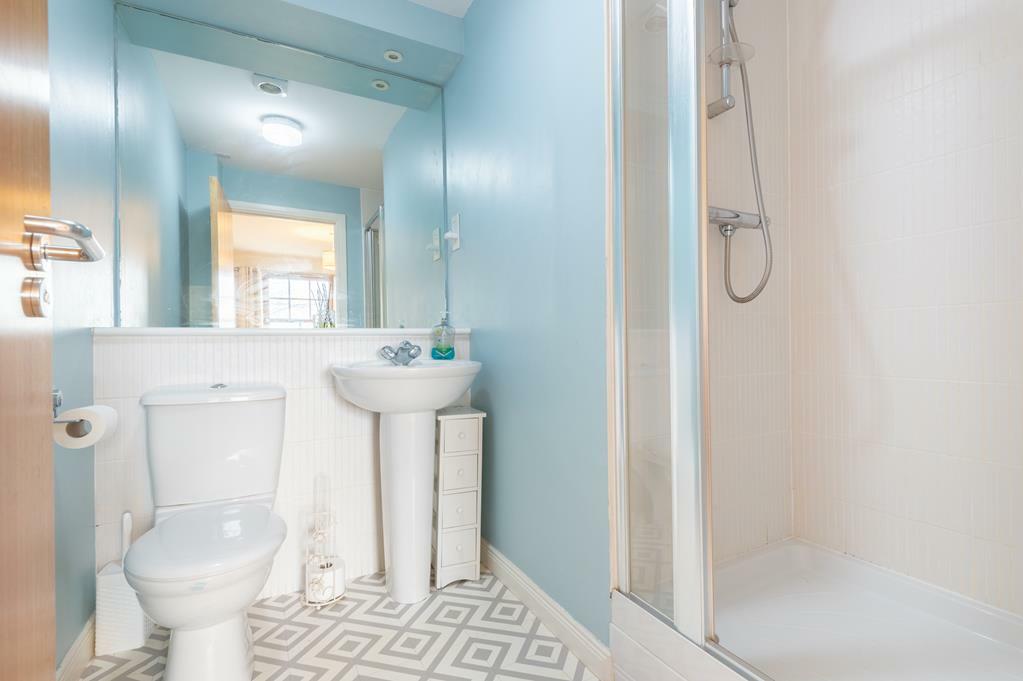 ENSUITE SHOWER ROOM