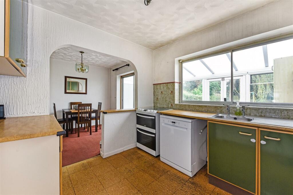 Kitchen to Diner.jpg