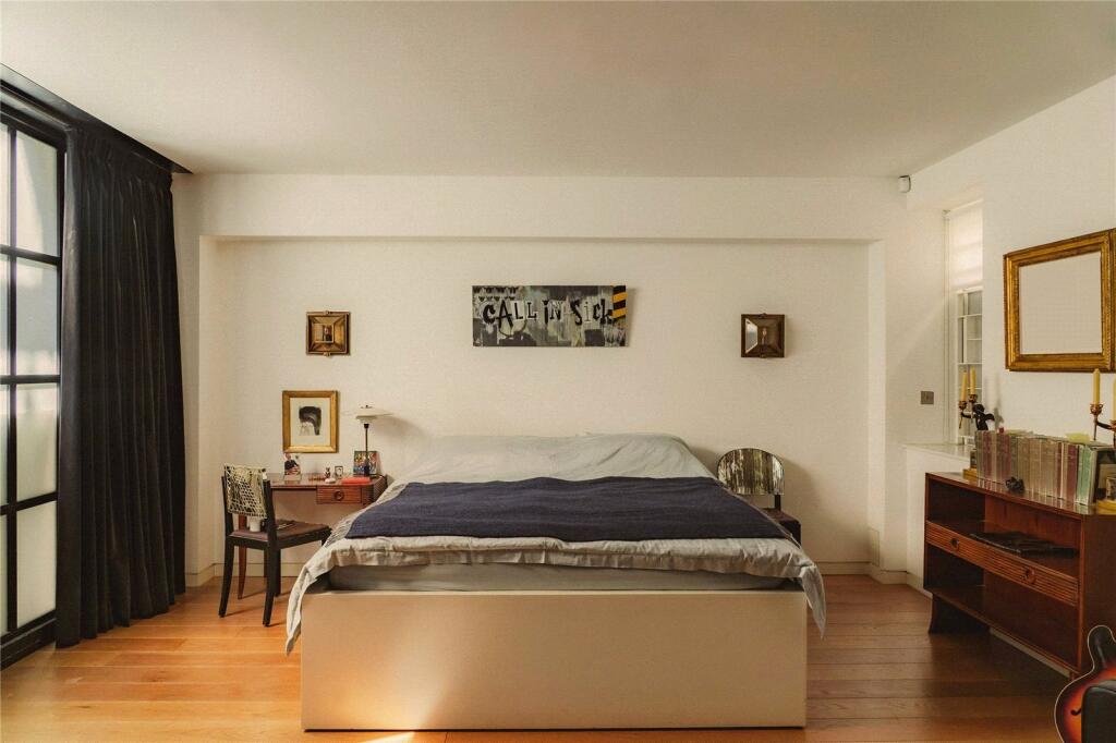Principal Bedroom