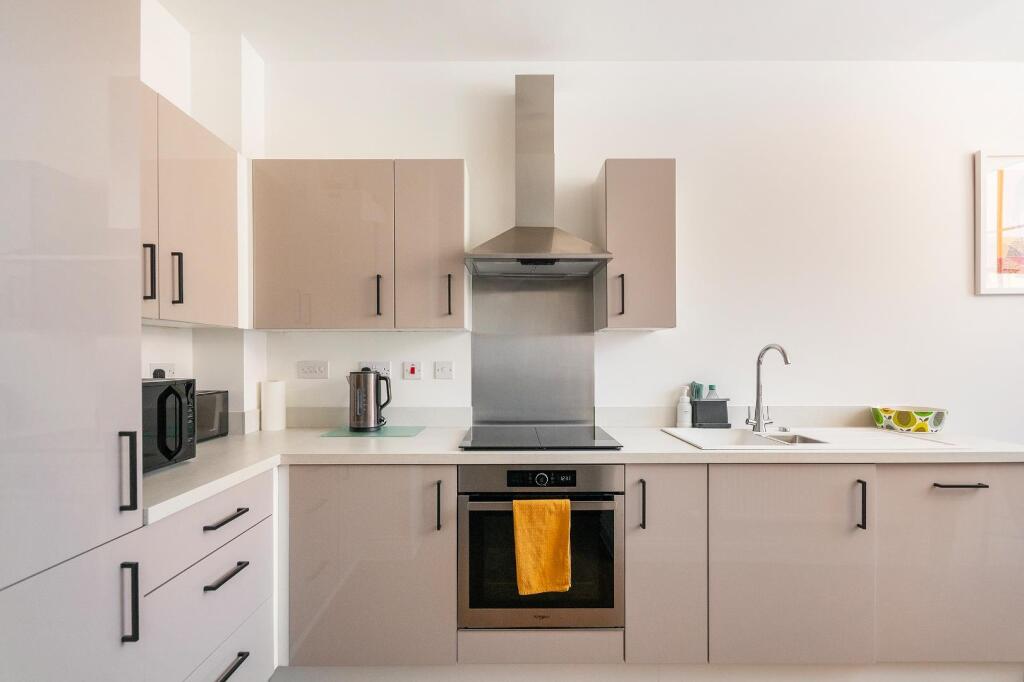 7C4HFS - Kitchen Diner D.jpg