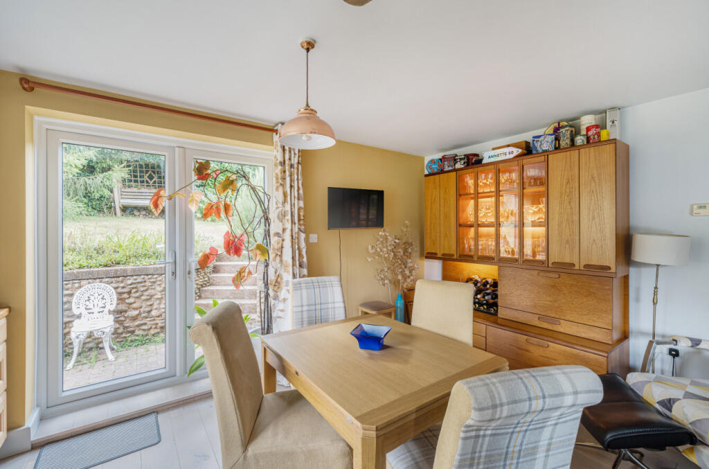 1327016-17-688b7f...