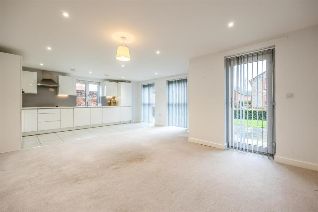Barnaby Court, Wallingford