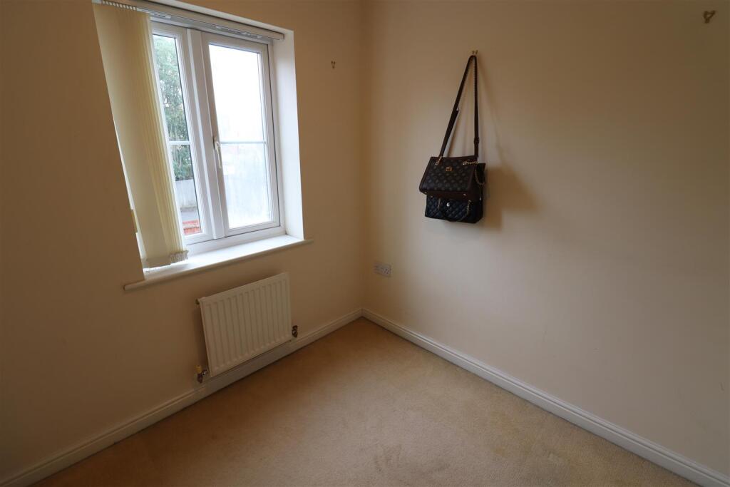 Single Bedroom