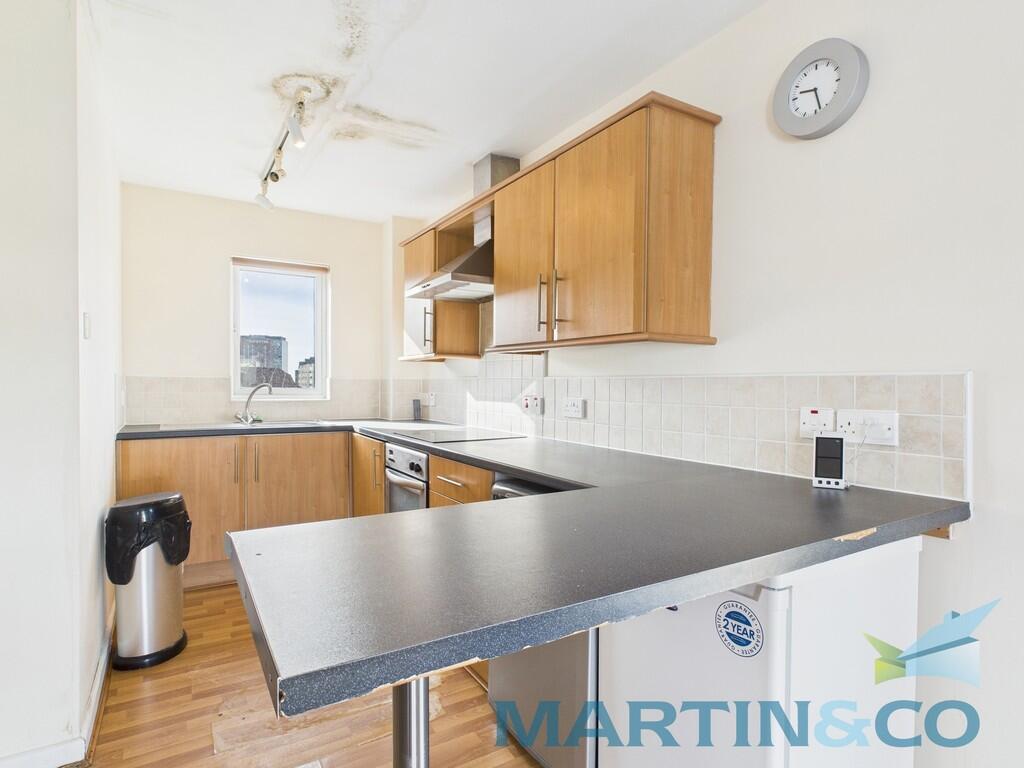 CAM01870G0-PR0158...