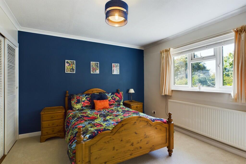 CAM01689G0-PR0418...