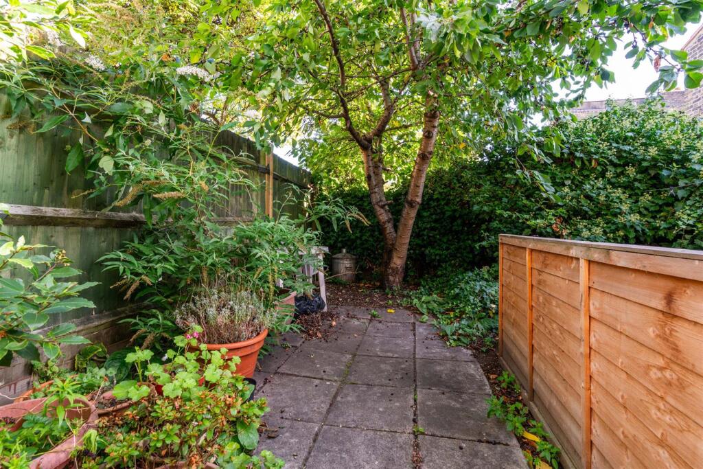 3 Brightwell Crescent SW17 external 1.jpg