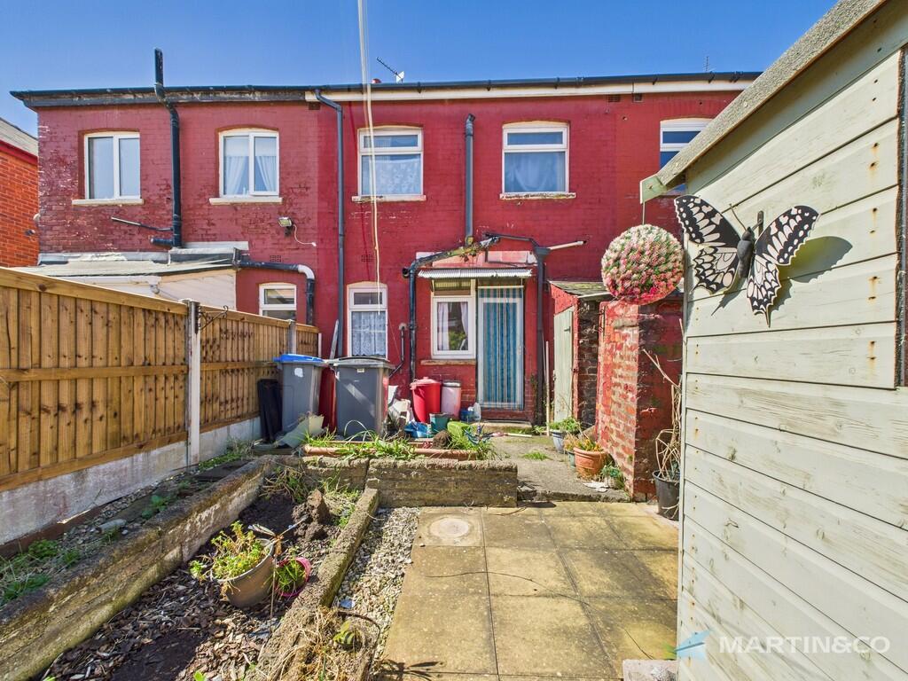 CAM02318G0-PR0427...