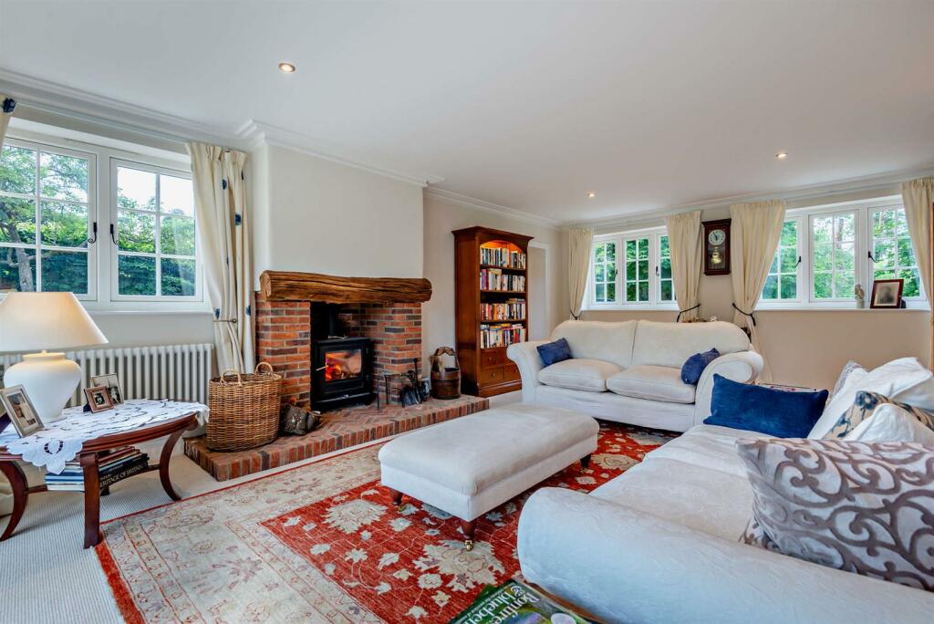 8559725-interior20-800.jpg