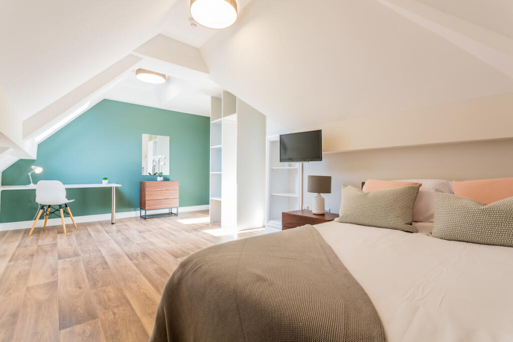 St Hilds Flat 2 bedroom 14