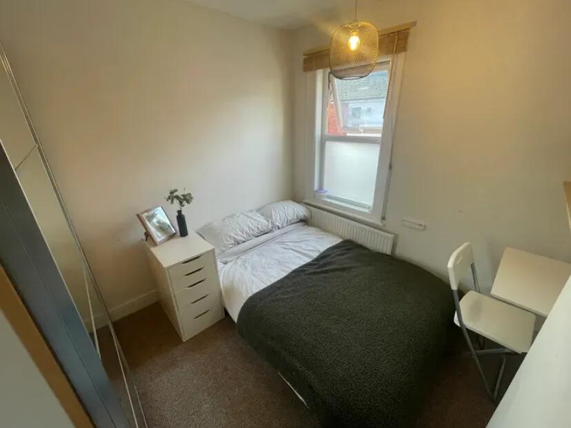 st-nicholas-street,-bills-inclusive---3-bedroom,-1-bathroom-image-9.jpg