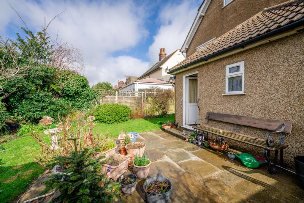 20230310124411 - 74R00026-HDR - 36 Penfold, IP11 7