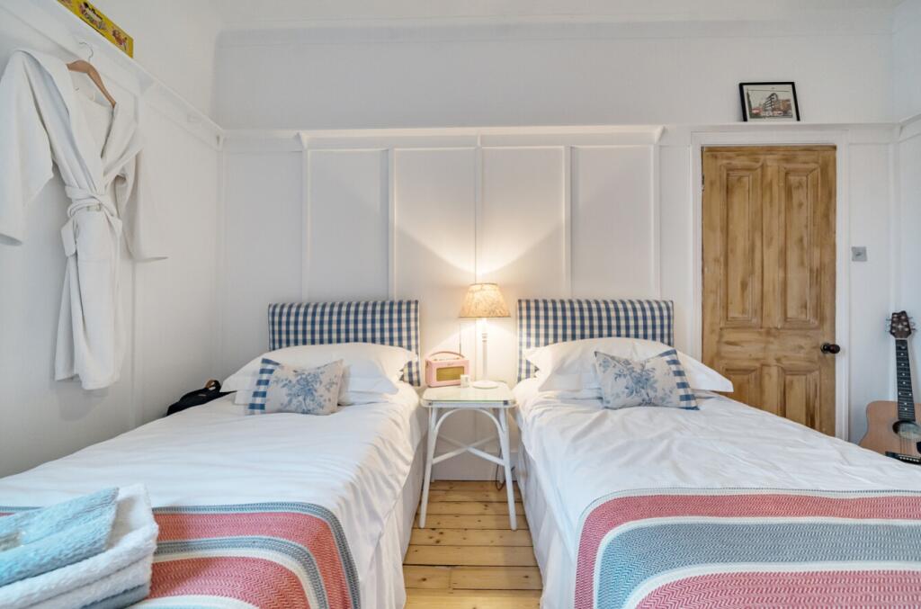 EweMove Harrogate Bedroom 3